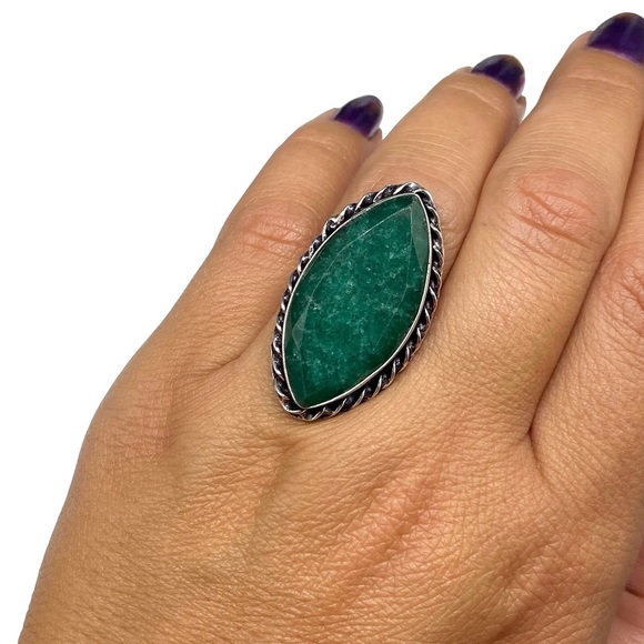 Emerald Ring Size 6 Natural Stone 925 Sterling Silver Overlay Green Chunky - Picture 3 of 8